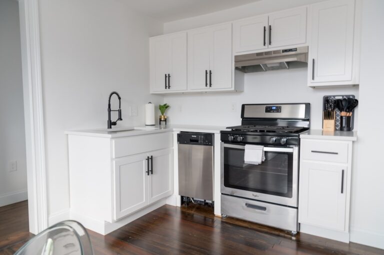 Discover the Latest Kitchen Appliances at Chic Gear Design